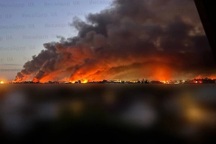 Nga tấn công rung chuyển Ukraine, sân bay Kiev bốc cháy