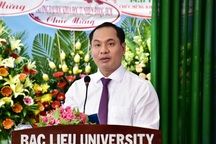 "Các em sinh viên nỗ lực phấn đấu hôm nay sẽ được đền đáp ở tương lai"