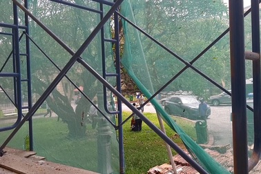 Con lãnh án tử mẹ đại náo phiên tòa