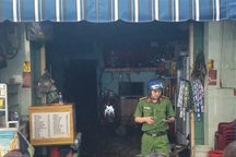 Khống chế người đàn ông nghi châm lửa đốt căn nhà ở TPHCM