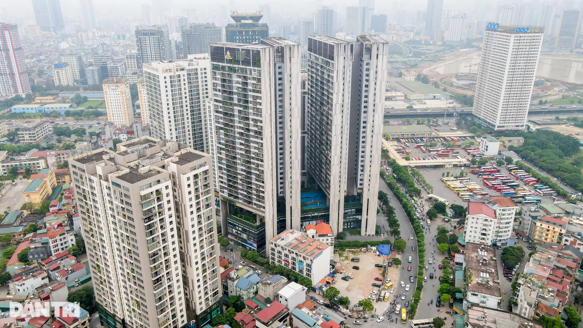 Chung cư dày đặc, san sát ở phía tây Hà Nội - 3 Chung cư dày đặc, san sát ở phía tây Hà Nội - 3