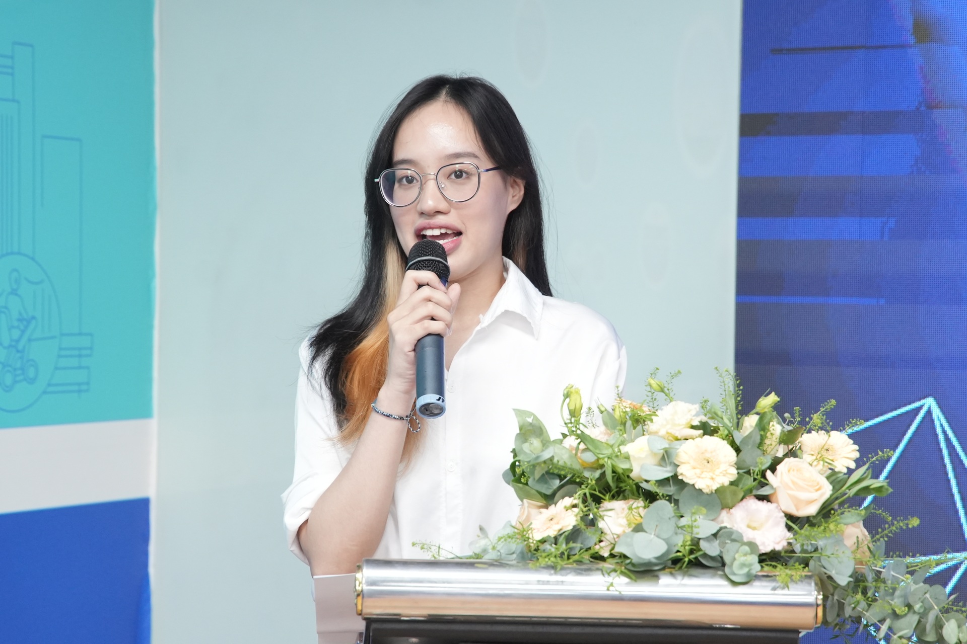 Thủ khoa sớm ĐH Ngoại thương: Bước ngoặt từ lời khuyên của cô giáo - 3 Thủ khoa sớm ĐH Ngoại thương: Bước ngoặt từ lời khuyên của cô giáo - 3