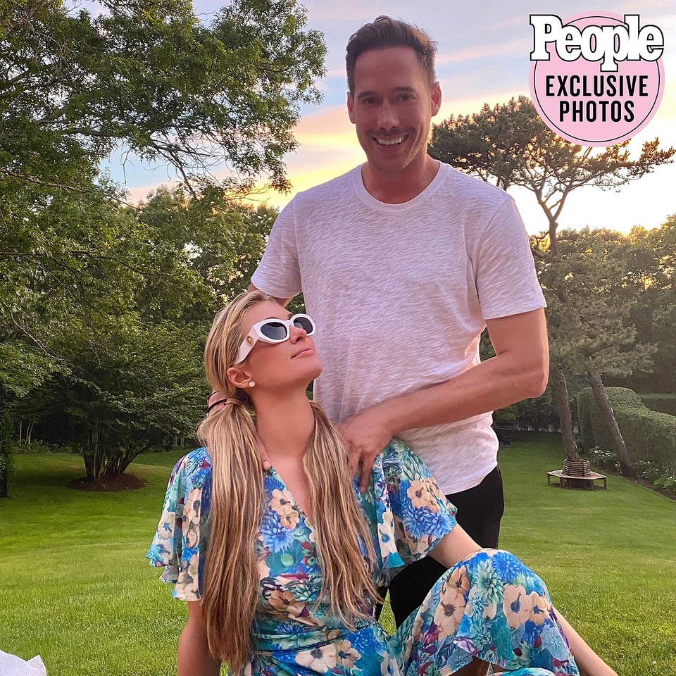 Paris Hilton khen bạn trai mới hết lời - 5 Paris Hilton khen bạn trai mới hết lời - 5