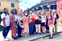 Hội An đón đoàn khách quốc tế đông nhất hậu Covid-19