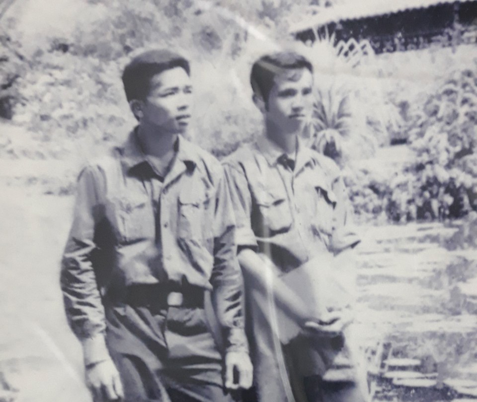Người lính pháo binh và vành tang trắng trong ngày toàn thắng - 7 Người lính pháo binh và vành tang trắng trong ngày toàn thắng - 7