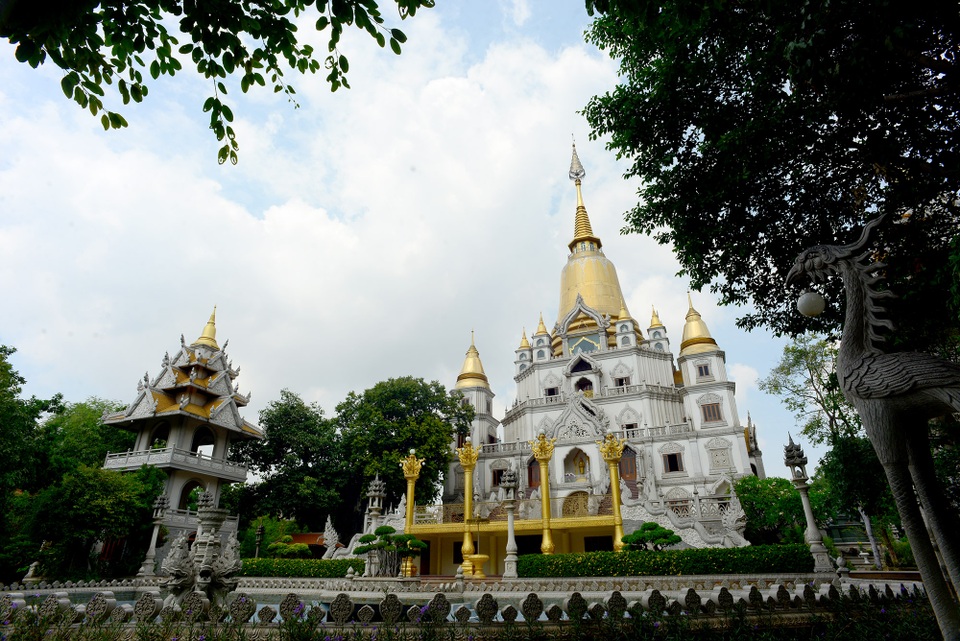 Chùa top 10 thế giới.jpg Chùa top 10 thế giới.jpg