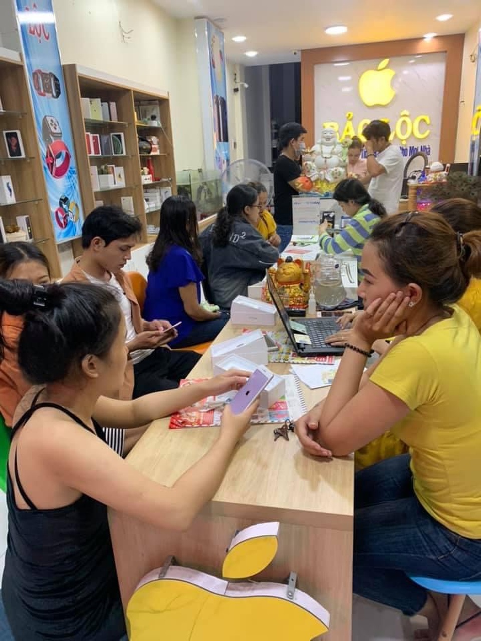 Bảo Lộc Store - Địa chỉ mua sắm iPhone và phụ kiện điện thoại chất lượng - 4 Bảo Lộc Store - Địa chỉ mua sắm iPhone và phụ kiện điện thoại chất lượng - 4