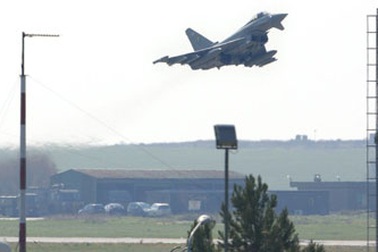 Mỹ “buông rèm nhiếp chính” trong chiến dịch tại Libya