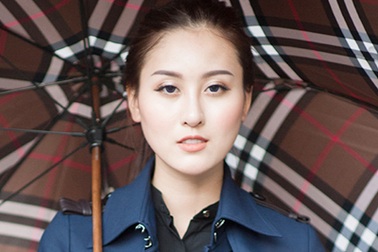 Hà Lade - Từ hot girl thành người mẫu chuyên nghiệp