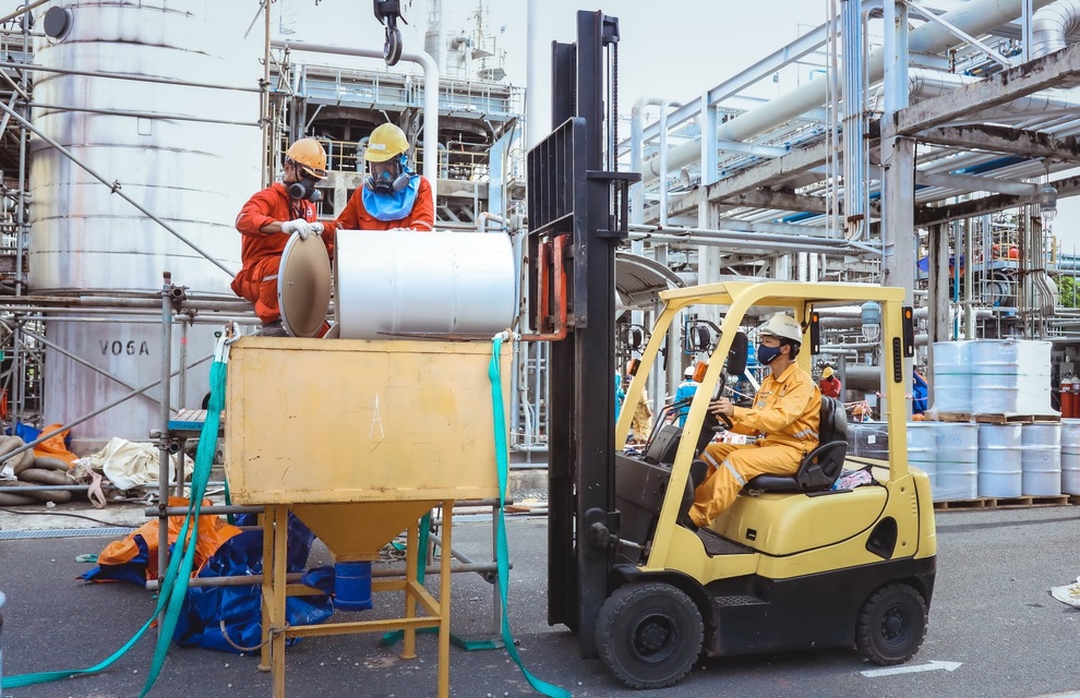 Fitch Ratings duy trì mức xếp hạng tín dụng độc lập của Petrovietnam ở mức BB+ - 2 Fitch Ratings duy trì mức xếp hạng tín dụng độc lập của Petrovietnam ở mức BB+ - 2