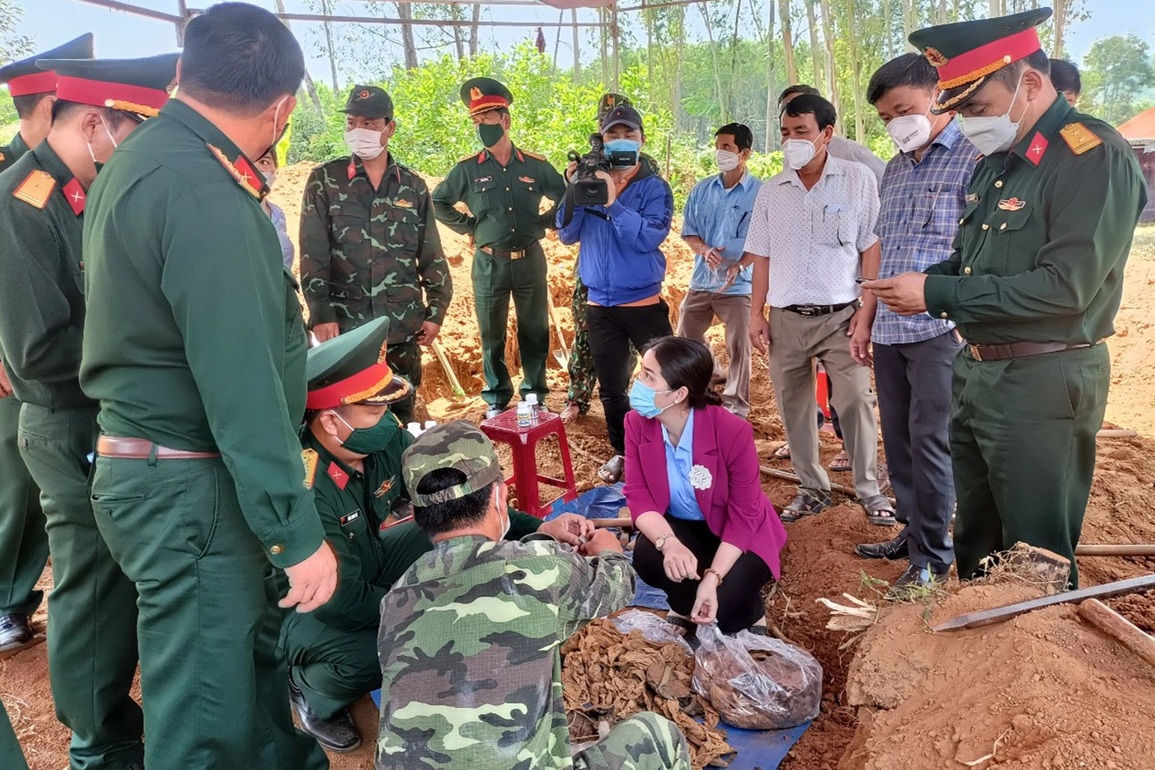 Hành trình tìm mộ tập thể 60 liệt sĩ: Tấm lòng cựu binh Việt - Mỹ - 7 Hành trình tìm mộ tập thể 60 liệt sĩ: Tấm lòng cựu binh Việt - Mỹ - 7