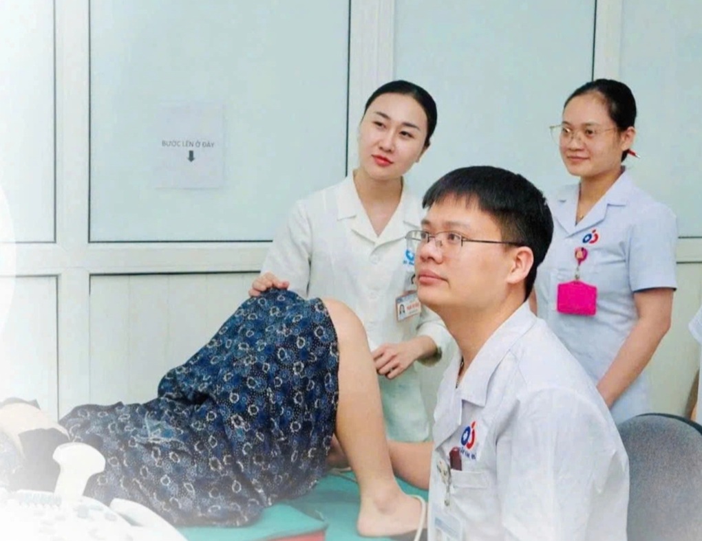 Vòng tránh thai lệch vị trí suốt 25 năm được lấy thành công - 1 Vòng tránh thai lệch vị trí suốt 25 năm được lấy thành công - 1
