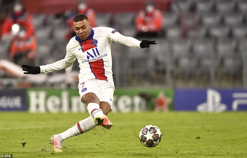 Những khoảnh khắc Mbappe rực sáng nhấn chìm Hùm xám Bayern Munich - 13 Những khoảnh khắc Mbappe rực sáng nhấn chìm Hùm xám Bayern Munich - 13