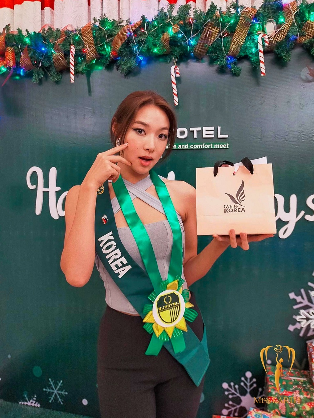 Nhan sắc châu Á nổi bật và cuốn hút tại Hoa hậu Trái đất 2022 - 11 Nhan sắc châu Á nổi bật và cuốn hút tại Hoa hậu Trái đất 2022 - 11