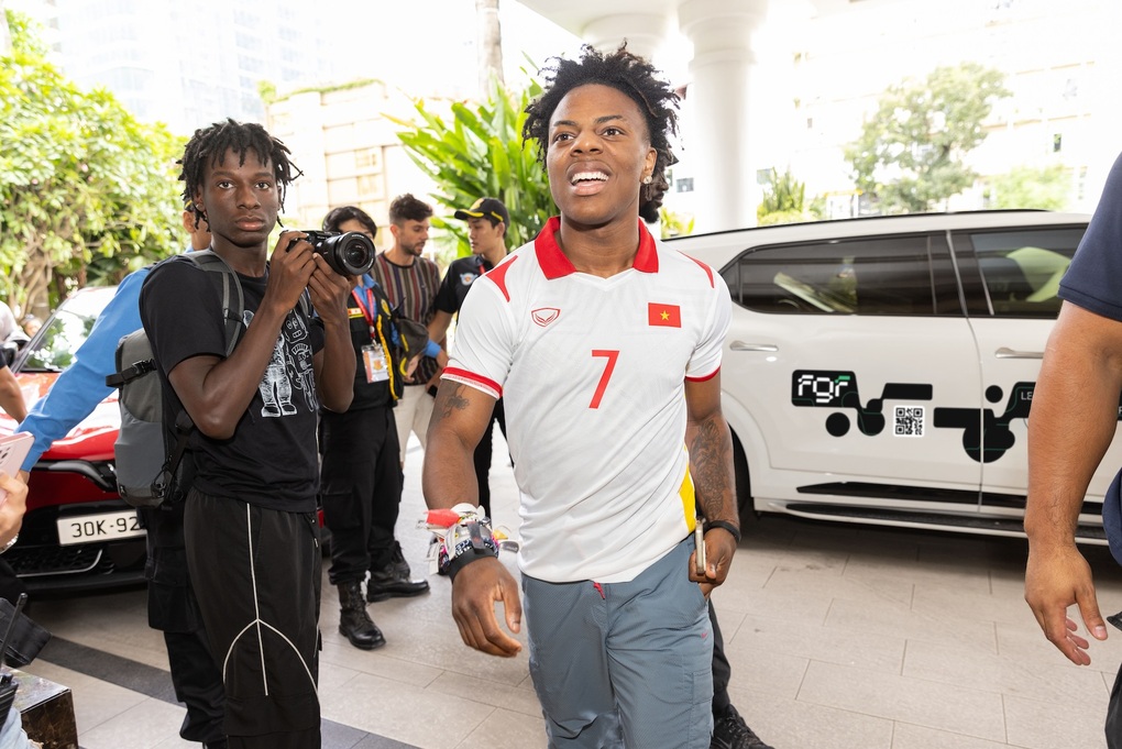 Công ty đứng sau dàn xe điện VinFast đưa đón sao quốc tế tại Gumball 3000 - 2