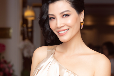 Vũ Cẩm Nhung từng nghĩ đến chuyện dại dột vì trầm cảm, tuyệt vọng