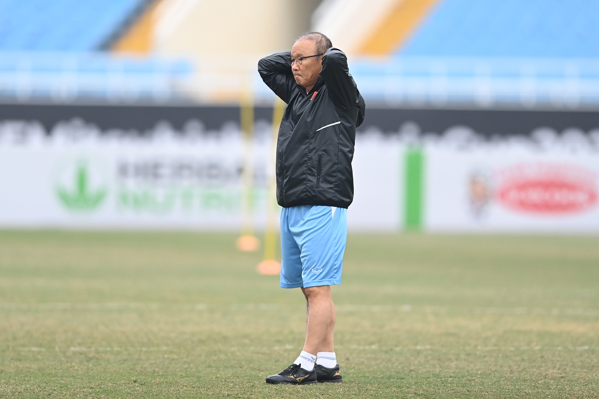 Buổi tập cuối cùng của HLV Park Hang Seo trên sân Mỹ Đình - 9