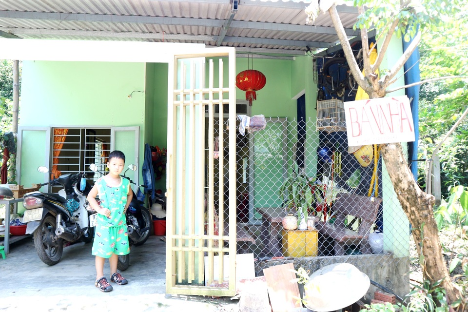 4.JPG ban nha chua benh