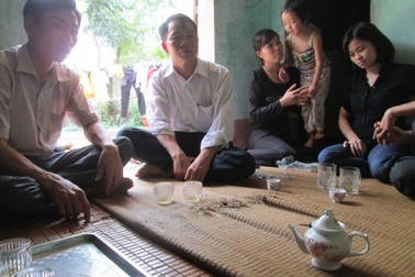 Giáo viên không dôi dư vẫn bị “ép” thành dôi dư