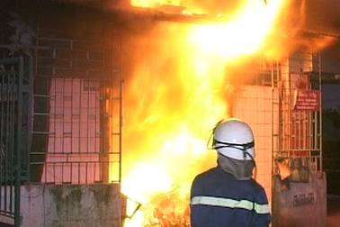 2 cụ già chết cháy thương tâm đêm Noel