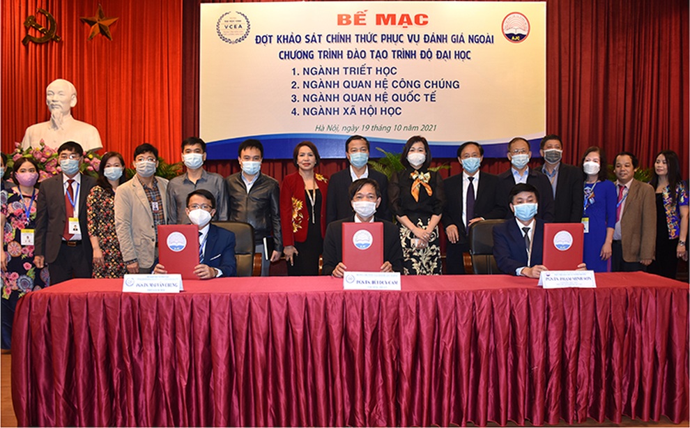 Hoàn tất khảo sát đánh giá ngoài tại Học viện Báo chí và Tuyên truyền - 5 Hoàn tất khảo sát đánh giá ngoài tại Học viện Báo chí và Tuyên truyền - 5