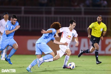 Văn Toàn nói gì về khả năng sang Hàn Quốc chơi bóng?