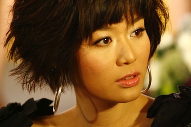 Hoa hậu Thu Thủy xuất hiện đầy cá tính