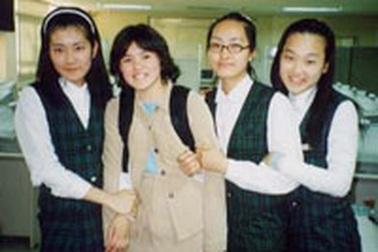 Học sinh châu Á điệu hơn học sinh Mỹ 