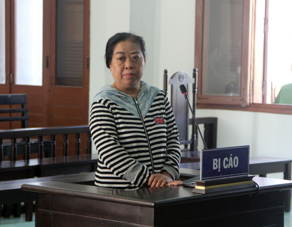 Nguyên Chánh án TAND tỉnh Phú Yên bác cáo buộc tham ô hàng trăm triệu đồng - 4 Nguyên Chánh án TAND tỉnh Phú Yên bác cáo buộc tham ô hàng trăm triệu đồng - 4