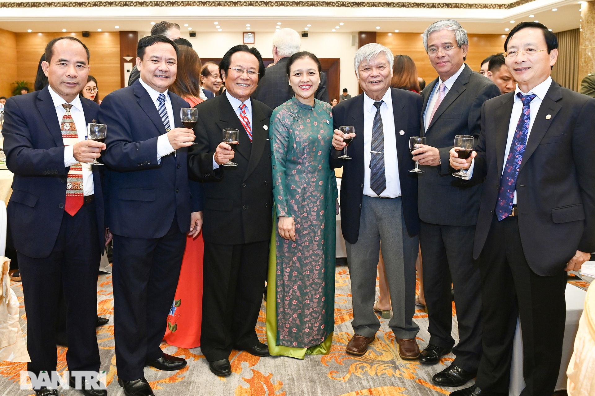 Cuộc gặp của những người xây nền móng cho 25 năm quan hệ Việt Nam - Hoa Kỳ - 10 Cuộc gặp của những người xây nền móng cho 25 năm quan hệ Việt Nam - Hoa Kỳ - 10