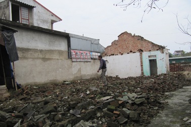 Chậm được giao đất, 2 gia đình thương binh vạ vật tìm chỗ ở