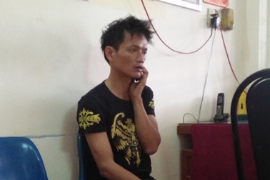 Dân rượt đuổi đối tượng gây tai nạn liên hoàn rồi bỏ chạy