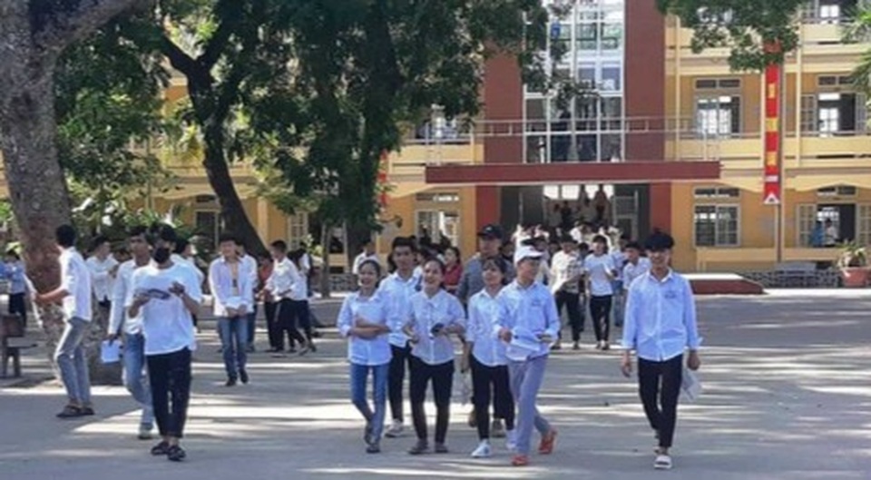 Nghệ An: Học sinh được nghỉ hè sớm 1 tuần - 1 Nghệ An: Học sinh được nghỉ hè sớm 1 tuần - 1