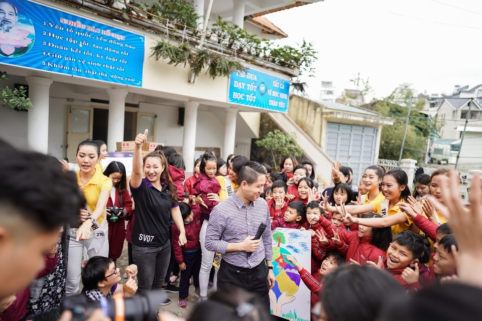 VIETGO đồng hành thiện nguyện cùng Miss Universe Vietnam 2019 - 3 VIETGO đồng hành thiện nguyện cùng Miss Universe Vietnam 2019 - 3