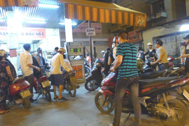 "Chỉ mong xăng dầu bán đúng giá!"