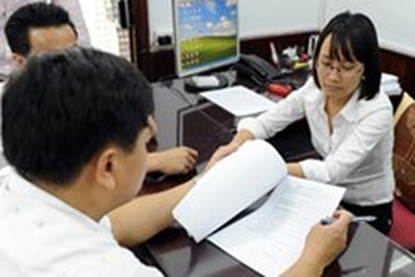 Không ký hợp đồng lao động thay thế tuyển dụng công chức