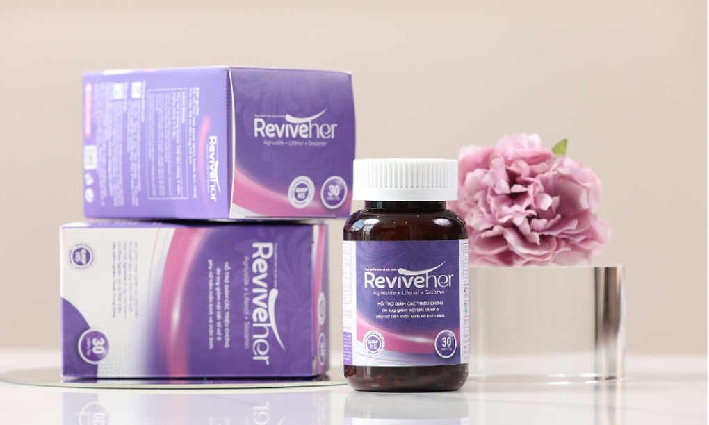 ReviveHer - sản phẩm hỗ trợ giảm triệu chứng mãn kinh từ mạn kinh tử, hoa bia, vừng đen - 2 ReviveHer - sản phẩm hỗ trợ giảm triệu chứng mãn kinh từ mạn kinh tử, hoa bia, vừng đen - 2