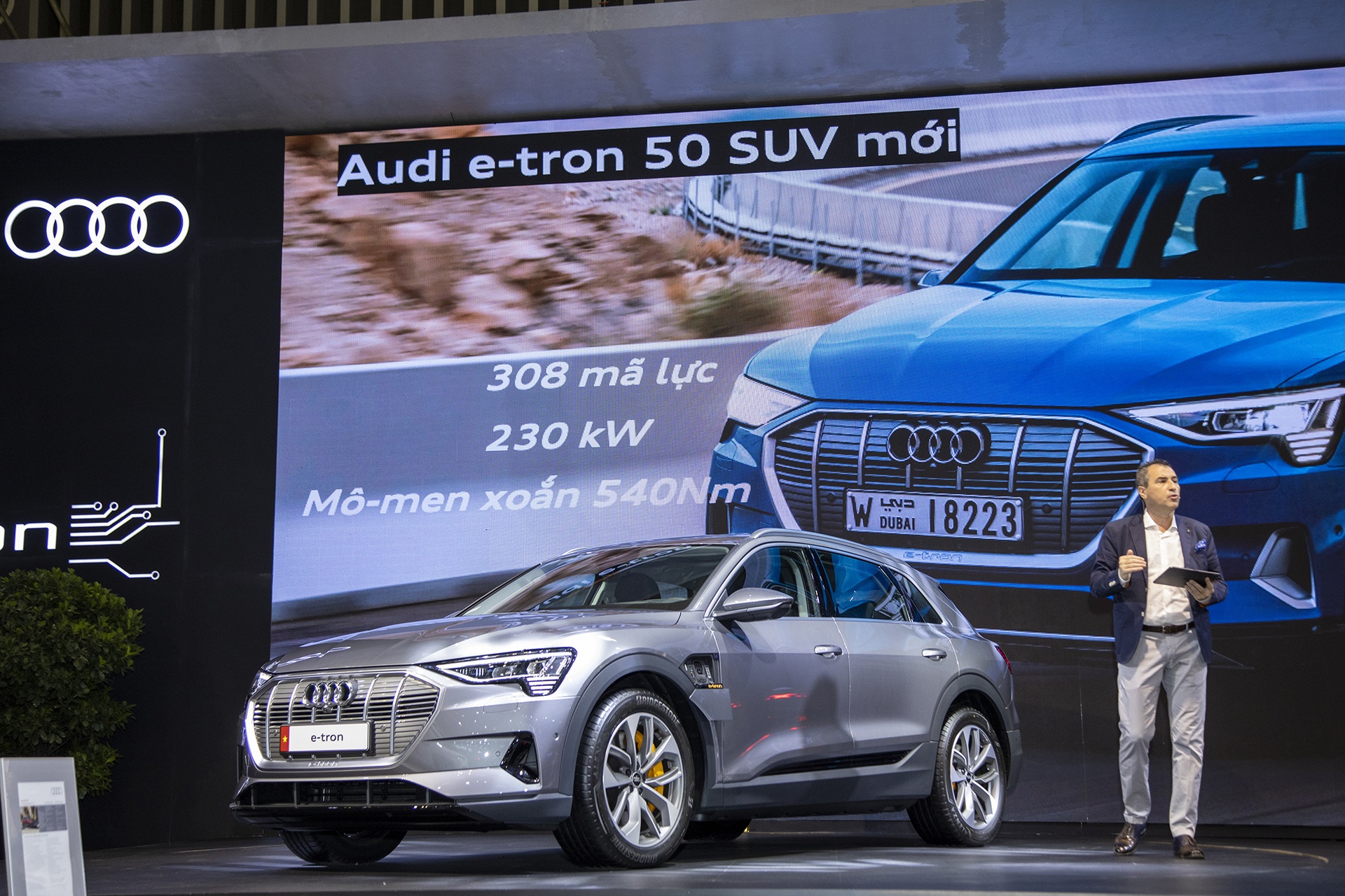 Điểm danh 7 mẫu xe điện tấp nập người xem tại Việt Nam Motor Show 2022 - 1 Điểm danh 7 mẫu xe điện tấp nập người xem tại Việt Nam Motor Show 2022 - 1
