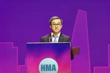 Thứ trưởng Bộ Y tế: Chuyển từ "chữa bệnh" sang quản trị sức khỏe chủ động