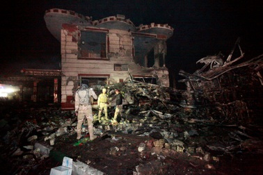 IS đánh bom liều chết ở Iraq, 100 người thiệt mạng