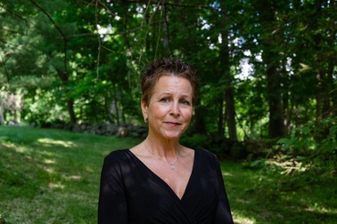 Phụ nữ mắc ung thư vú giai đoạn đầu có cần hóa trị?