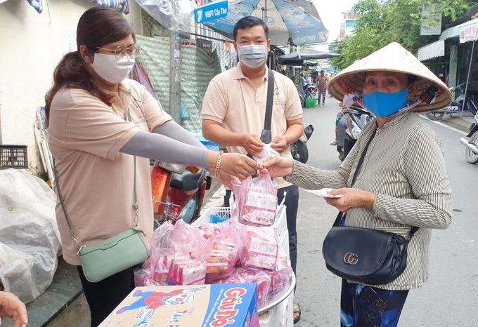 Cần Thơ triển khai chính sách hỗ trợ người lao động bị ảnh hưởng bởi dịch bệnh Covid 19 - Ảnh 1.