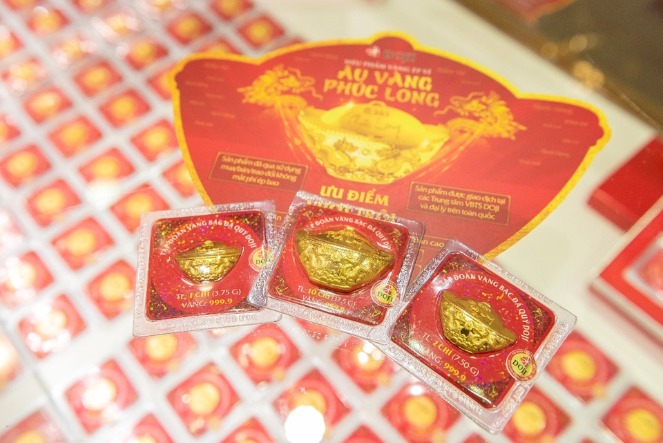 Cơ hội trúng ngay hàng chục lượng vàng trong Ngày hội Vàng tại DOJI Tower - 5 Cơ hội trúng ngay hàng chục lượng vàng trong Ngày hội Vàng tại DOJI Tower - 5