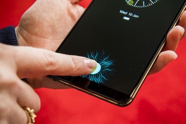 Tính năng "vạn người mong" của iPhone X sẽ xuất hiện trên Galaxy S10