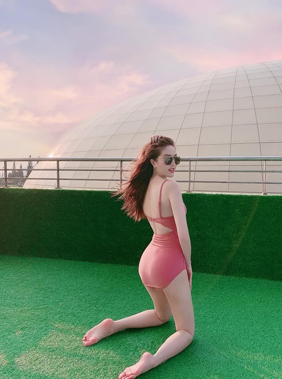 Bảo Thy diện bikini khoe thân hình quyến rũ sau khi lấy chồng đại gia - 7 Bảo Thy diện bikini khoe thân hình quyến rũ sau khi lấy chồng đại gia - 7