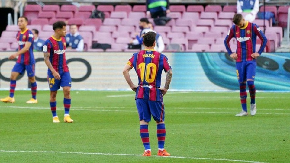 Barcelona “loạn” sau khi thua Real Madrid, Chủ tịch Bartomeu sẽ từ chức? - 2 Barcelona “loạn” sau khi thua Real Madrid, Chủ tịch Bartomeu sẽ từ chức? - 2