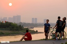 Nắng nóng ở miền Bắc đến sớm và gay gắt hơn nhiều năm