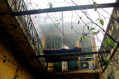 Hỏa hoạn phía sau ngôi nhà cổ phố Hàng Bông