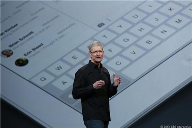 Lương CEO Tim Cook chỉ bằng 1% so với năm 2011