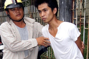 Lời đáp của các đấng mày râu đất Việt